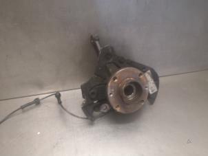 Used Front wheel hub Fiat 500 (312) 0.9 TwinAir 85 Price on request offered by Bongers Auto-Onderdelen Zeeland
