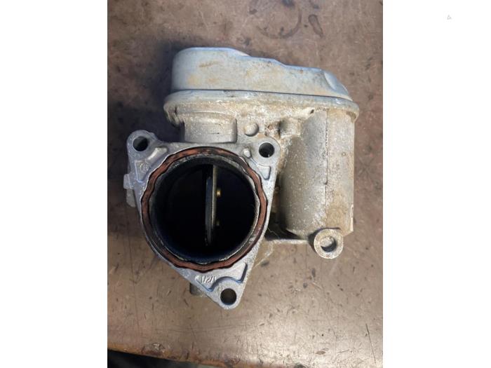 Throttle body Volkswagen Passat 03G128063R BMRKAPOT PIERBURG