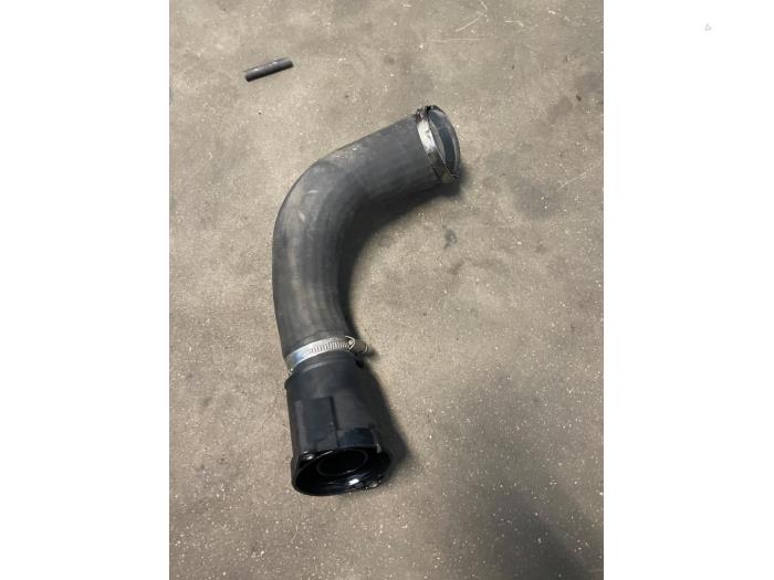 Używane Przewód Turbo Volkswagen Multivan T5 (7E/7HC/7HF/7HM) 2.0 BiTDI DRF Cena na żądanie oferowane przez Bongers Auto-Onderdelen Zeeland