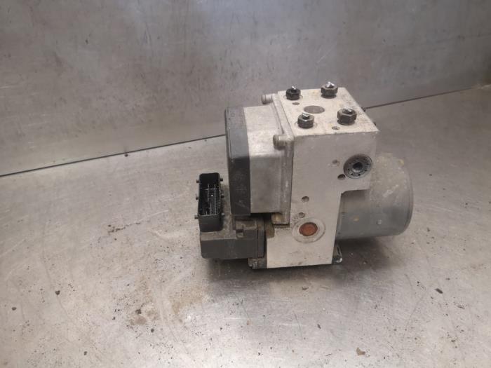 Usagé Bloc ABS Audi A6 (C5) 2.4 V6 30V Prix sur demande proposé par Bongers Auto-Onderdelen Zeeland