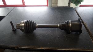 New Front drive shaft, right Audi A4 (B7) 2.7 TDI V6 24V Price on request offered by Bongers Auto-Onderdelen Zeeland