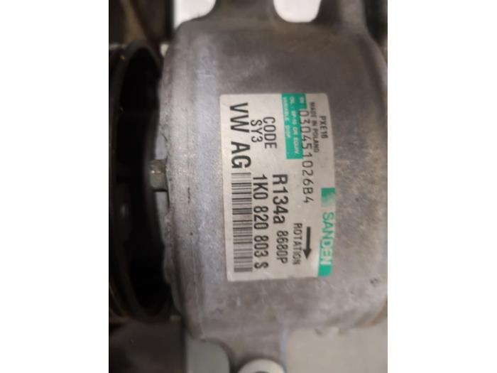 Usagé Pompe clim Volkswagen Passat (3C2) 2.0 TDI 16V 140 Prix sur demande proposé par Bongers Auto-Onderdelen Zeeland