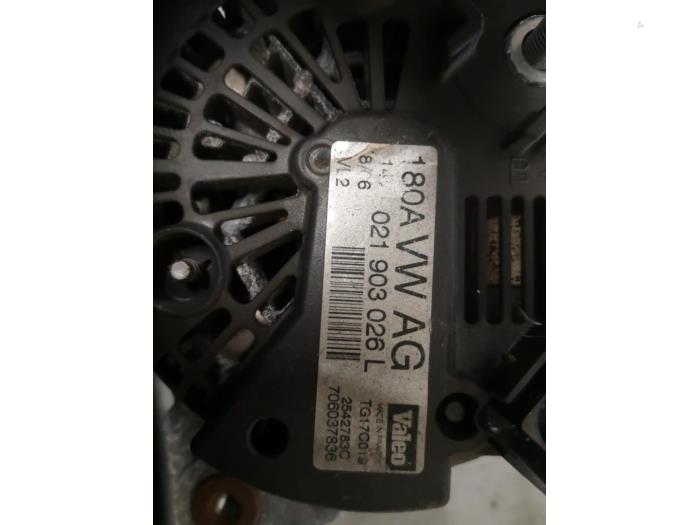 Begagnade Dynamo Volkswagen Passat (3C2) 2.0 TDI 16V 140 Pris på förfrågan erbjuds av Bongers Auto-Onderdelen Zeeland