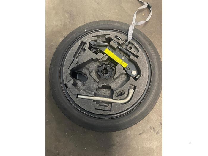 Vis De Roue De Secours Pour Golf 6 MK6 - Référence 1KD803899B - Plastique ABS