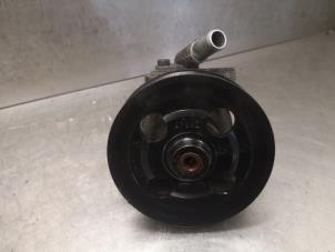 Used Power steering pump Ford Mondeo IV Wagon 2.0 TDCi 140 16V Price on request offered by Bongers Auto-Onderdelen Zeeland
