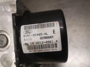 ABS Pumpe van een Ford C-Max (DXA) 2.0 TDCi 16V Van 2014