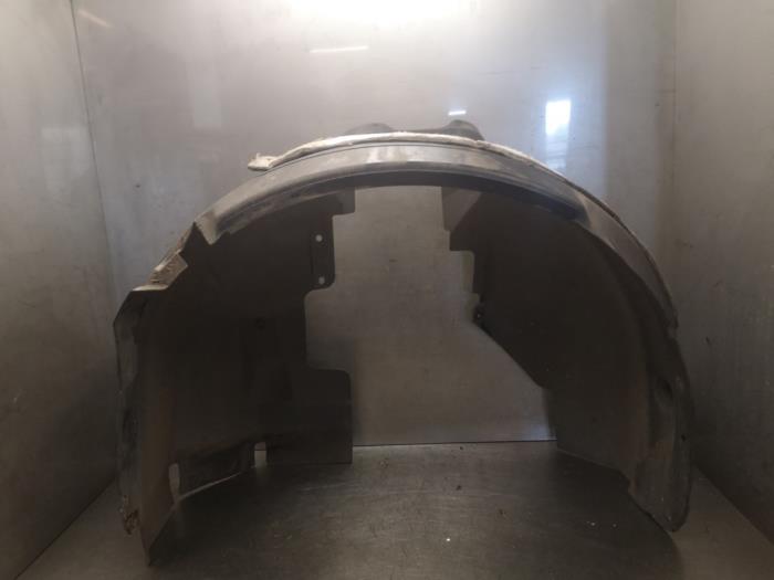 Wheel arch liner from a Ford C-Max (DXA) 2.0 TDCi 16V Van 2014