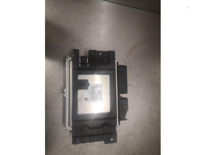 Used Engine management computer Opel Mokka/Mokka X 1.7 CDTI 16V 4x2 Price on request offered by Bongers Auto-Onderdelen Zeeland