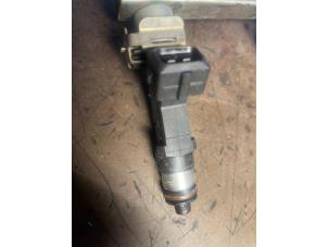 Used Injector (petrol injection) Opel Corsa D 1.2 ecoFLEX Price on request offered by Bongers Auto-Onderdelen Zeeland