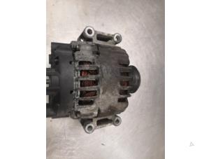 Dynamo van een Audi A5 (8T3) 3.2 FSI V6 24V Quattro 2007