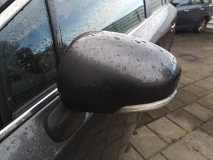 Used Wing mirror, left Toyota Avensis (T27) 2.0 16V D-4D-F Price on request offered by Bongers Auto-Onderdelen Zeeland