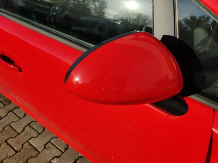 Außenspiegel rechts van een Opel Corsa D 1.3 CDTi 16V ecoFLEX 2011