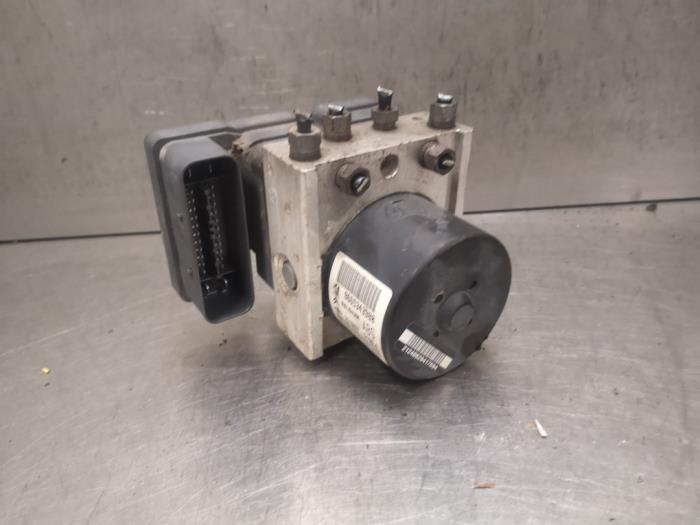 Usagé Pompe ABS Peugeot 207 SW (WE/WU) 1.6 HDi 16V Prix sur demande proposé par Bongers Auto-Onderdelen Zeeland