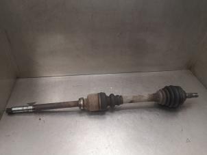 Used Front drive shaft, right Peugeot 206 CC (2D) 2.0 16V Price on request offered by Bongers Auto-Onderdelen Zeeland