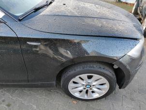 Used Front wing, right BMW 1 serie (E81) 116i 1.6 16V Price on request offered by Bongers Auto-Onderdelen Zeeland