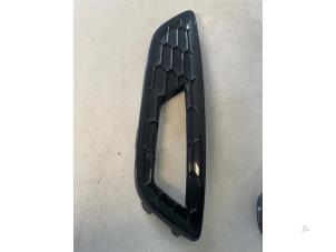 Used Cover plate fog light, left Ford Focus 3 Price on request offered by Bongers Auto-Onderdelen Zeeland