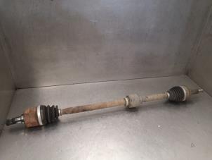 Used Front drive shaft, right Kia Cee'd Sportswagon (JDC5) 1.6 GDI 16V Price on request offered by Bongers Auto-Onderdelen Zeeland