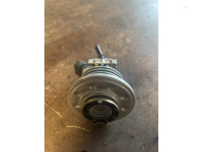 Adblue Injector from a Land Rover Range Rover Sport (LW) 3.0 TDV6 2016