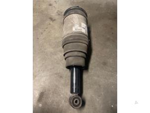 Used Rear shock absorber rod, right Landrover Range Rover Sport (LW) 3.0 TDV6 Price on request offered by Bongers Auto-Onderdelen Zeeland