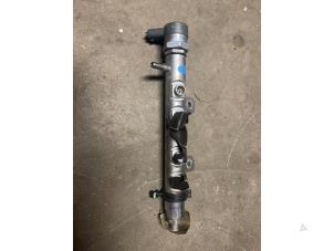 Used Fuel injector nozzle Landrover Range Rover Sport (LW) 3.0 TDV6 Price on request offered by Bongers Auto-Onderdelen Zeeland
