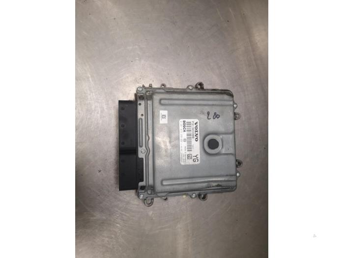 Used Engine management computer Volvo V50 (MW) 2.0 D3 20V Price on request offered by Bongers Auto-Onderdelen Zeeland