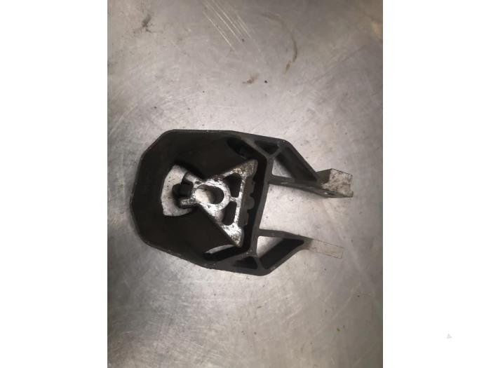 Gebrauchte Motorlager Volvo V50 (MW) 2.0 D3 20V Preis auf Anfrage angeboten von Bongers Auto-Onderdelen Zeeland