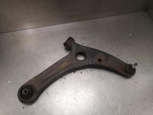 Used Front wishbone, right Mitsubishi Colt (Z2/Z3) 1.3 16V Price on request offered by Bongers Auto-Onderdelen Zeeland