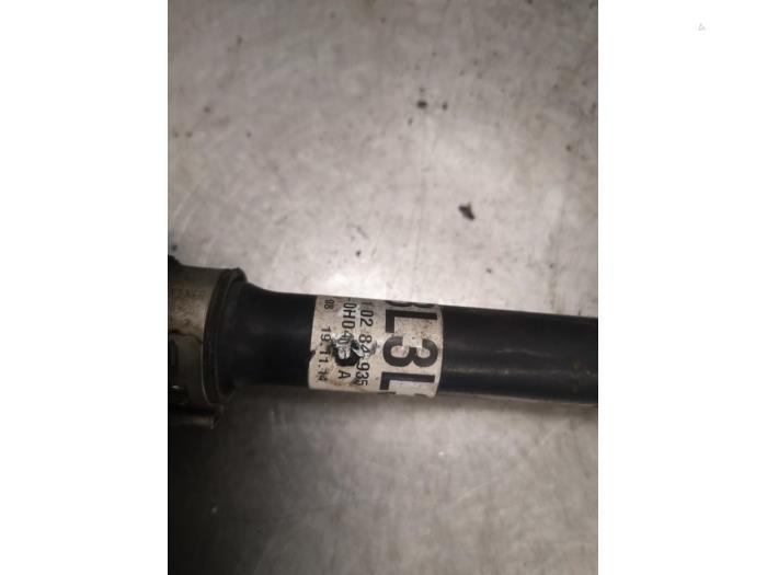Front drive shaft, left from a Toyota Aygo 2014