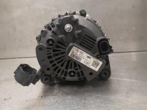 Dynamo från en Volkswagen Multivan T5 (7E/7HC/7HF/7HM) 2.0 BiTDI DRF 4Motion 2014