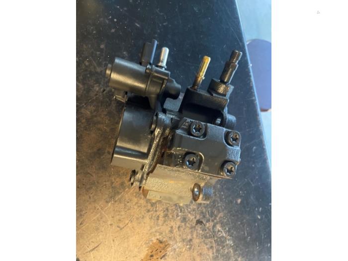 Gebrauchte Dieselpumpe Ford Transit Custom 2.2 TDCi 16V Preis auf Anfrage angeboten von Bongers Auto-Onderdelen Zeeland