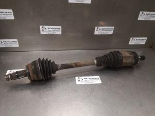 Used Front drive shaft, left BMW X5 (E70) xDrive 35d 3.0 24V Price on request offered by Bongers Auto-Onderdelen Zeeland