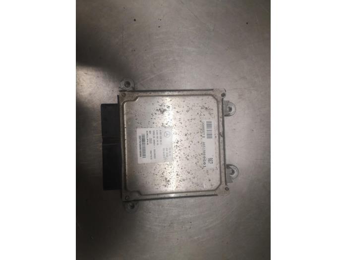 Used Engine management computer Mercedes Sprinter 4,6t (906.65) 416 CDI 16V Price on request offered by Bongers Auto-Onderdelen Zeeland