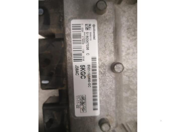 Engine management computer from a Ford Fiesta 6 (JA8) 1.4 16V 2011