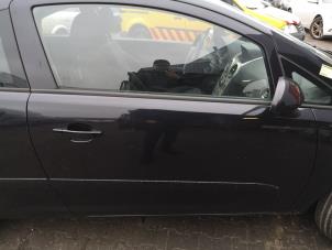 Used Door 2-door, right Opel Corsa D 1.4 16V Twinport Price on request offered by Bongers Auto-Onderdelen Zeeland