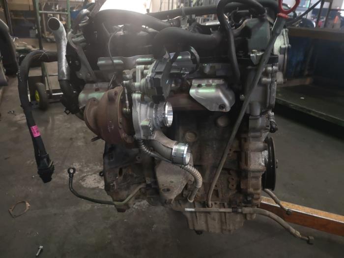 Engine from a SsangYong Rodius  2015