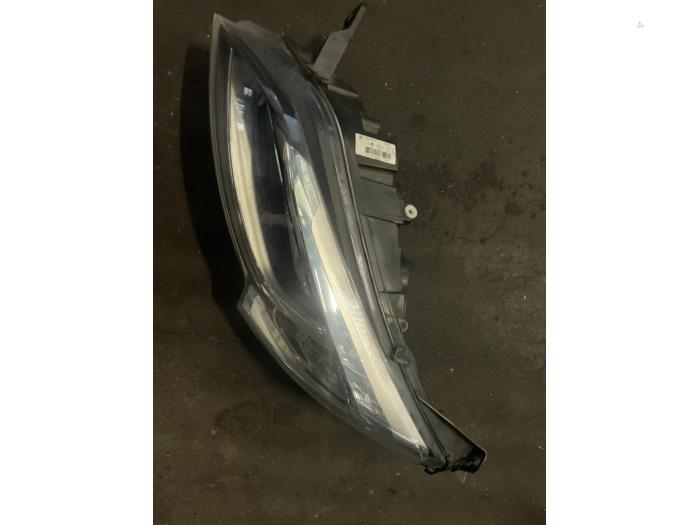 Headlight, left from a Fiat Ducato (250)  2019