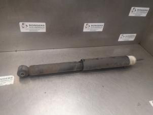 Used Rear shock absorber, right Renault Clio IV (5R) 0.9 Energy TCE 90 12V Price on request offered by Bongers Auto-Onderdelen Zeeland