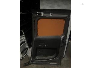 Used Sliding door, right Fiat Doblo (263) 1.6 D Multijet Price on request offered by Bongers Auto-Onderdelen Zeeland