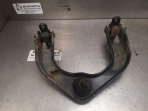 Used Front wishbone, right Ssang Yong Rodius Price on request offered by Bongers Auto-Onderdelen Zeeland