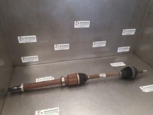 Used Front drive shaft, right Renault Clio IV (5R) 1.5 Energy dCi 90 FAP Price on request offered by Bongers Auto-Onderdelen Zeeland