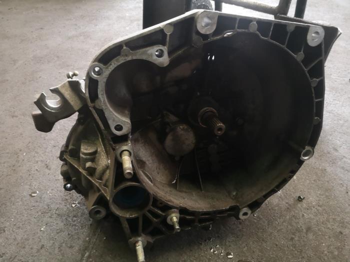 Gebrauchte Getriebe Alfa Romeo 147 (937) 1.6 HP Twin Spark 16V Preis auf Anfrage angeboten von Bongers Auto-Onderdelen Zeeland