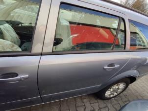 Gebrauchte Tür 4-türig links hinten Opel Astra H SW (L35) 1.8 16V Preis auf Anfrage angeboten von Bongers Auto-Onderdelen Zeeland
