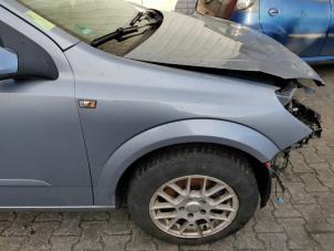 Used Front wing, right Opel Astra H SW (L35) 1.8 16V Price on request offered by Bongers Auto-Onderdelen Zeeland