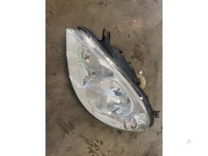 Used Headlight, left Mercedes A (W169) Price on request offered by Bongers Auto-Onderdelen Zeeland
