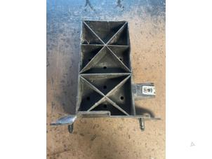 Used Front bumper bracket, right Renault Twingo Price on request offered by Bongers Auto-Onderdelen Zeeland