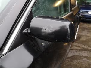 Used Wing mirror, left BMW 5 serie (E60) 525d 24V Price on request offered by Bongers Auto-Onderdelen Zeeland