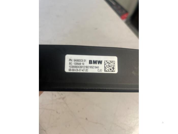 Front camera from a BMW 5 serie (G30) 540d xDrive 24V Mild Hybrid 2021