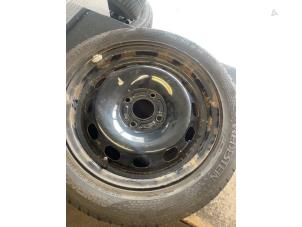 Used Wheel + tyre Ford Fiesta 6 Price on request offered by Bongers Auto-Onderdelen Zeeland