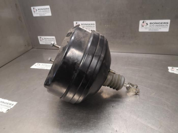 Usagé Servo frein BMW 1 serie (F21) 116i 1.5 TwinPower 12V Prix sur demande proposé par Bongers Auto-Onderdelen Zeeland