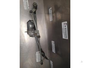 Used Wiper motor + mechanism BMW X6 (E71/72) M50d 3.0 24V Price on request offered by Bongers Auto-Onderdelen Zeeland